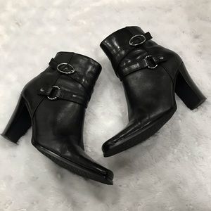 Bass Black Leather Ankle Booties Size 5.5